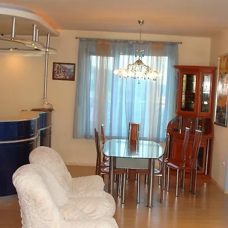 Primorskii Park Apartmán *