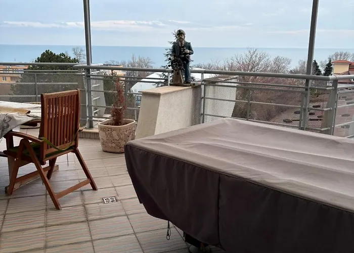 Apartment Primorskii Park *